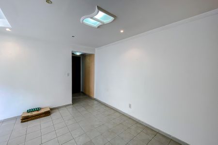 Apartamento para alugar com 76m², 2 quartos e 1 vagaSala