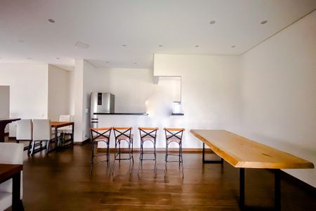 Apartamento para alugar com 76m², 2 quartos e 1 vagaÁrea comum - Salão de festas