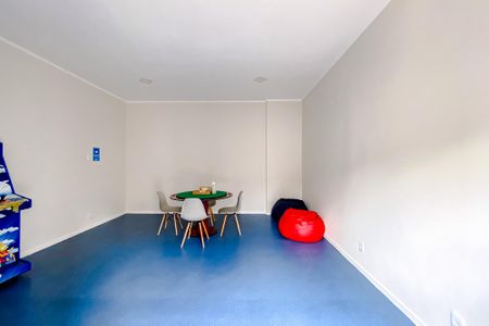 Apartamento para alugar com 76m², 2 quartos e 1 vagaÁrea comum