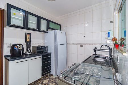 Casa para alugar com 134m², 2 quartos e 2 vagasCozinha