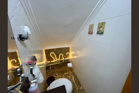 Casa à venda com 120m², 2 quartos e 2 vagasLavabo