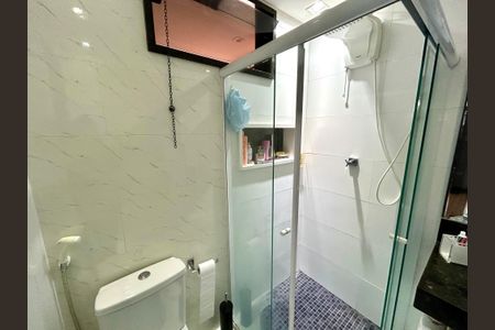 Casa à venda com 120m², 2 quartos e 2 vagasBanheiro da Suíte