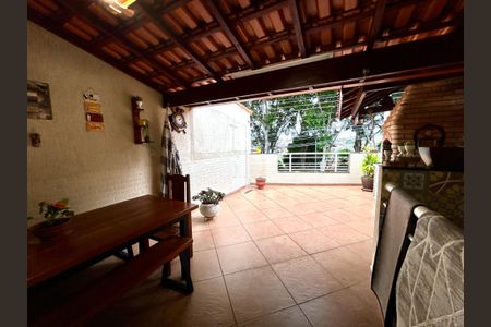 Casa à venda com 120m², 2 quartos e 2 vagasÁrea Externa