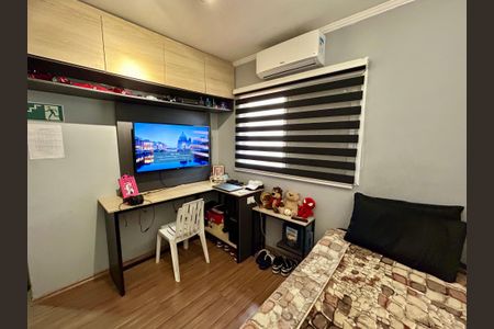 Casa à venda com 120m², 2 quartos e 2 vagasQuarto 