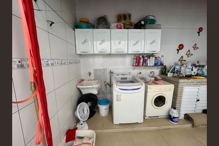 Casa à venda com 120m², 2 quartos e 2 vagasÁrea de Serviço