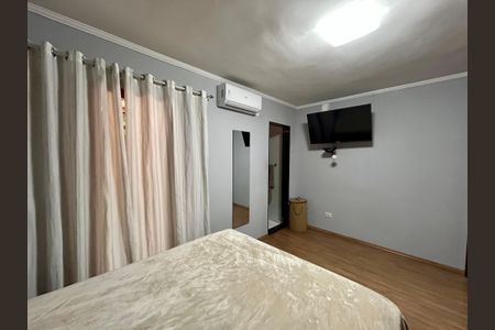 Casa à venda com 120m², 2 quartos e 2 vagasSuíte