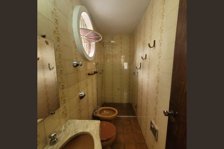 Apartamento à venda com 85m², 3 quartos e 2 vagas Apartamento à venda com 85m², 3 quartos e 2 vagasBanheiro Social