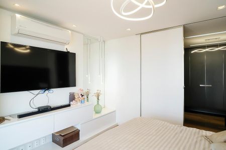 Apartamento à venda com 520m², 4 quartos e 5 vagasSuíte 1