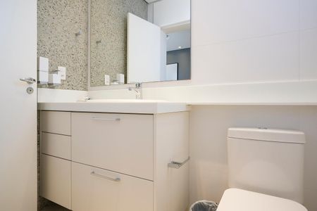 Apartamento à venda com 520m², 4 quartos e 5 vagasBanheiro da Suíte 2