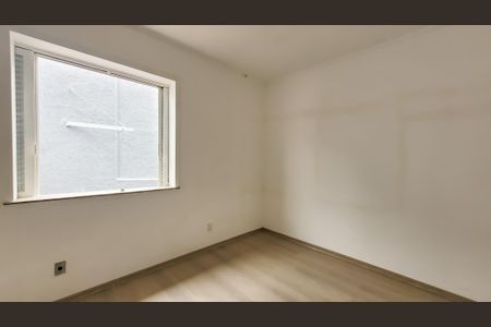 Casa à venda com 286m², 3 quartos e 2 vagas Casa à venda com 286m², 3 quartos e 2 vagasQuarto 2