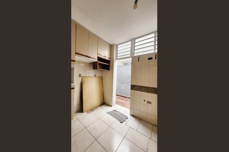 Casa à venda com 286m², 3 quartos e 2 vagas Casa à venda com 286m², 3 quartos e 2 vagasCozinha