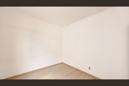 Casa à venda com 286m², 3 quartos e 2 vagas Casa à venda com 286m², 3 quartos e 2 vagasQuarto 2