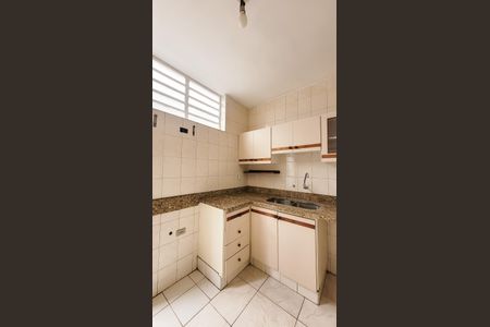 Casa à venda com 286m², 3 quartos e 2 vagas Casa à venda com 286m², 3 quartos e 2 vagasCozinha