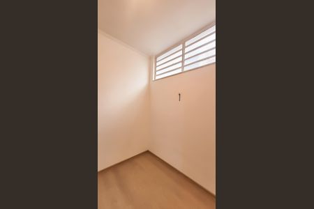 Casa à venda com 286m², 3 quartos e 2 vagas Casa à venda com 286m², 3 quartos e 2 vagasQuarto 3