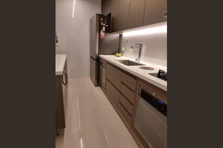 Apartamento à venda com 76m², 2 quartos e 2 vagas Apartamento à venda com 76m², 2 quartos e 2 vagasCozinha