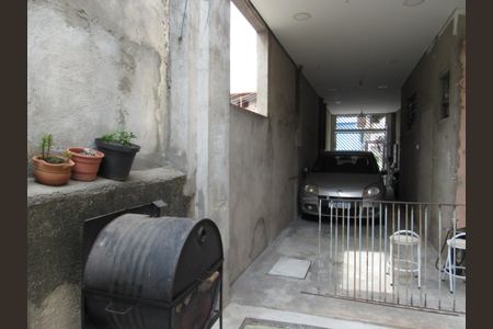 Casa à venda com 217m², 2 quartos e 4 vagasGaragem