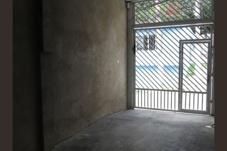 Casa à venda com 217m², 2 quartos e 4 vagasGaragem