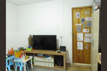 Casa à venda com 217m², 2 quartos e 4 vagasSala