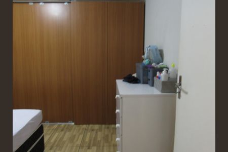 Casa à venda com 217m², 2 quartos e 4 vagasQuarto 2