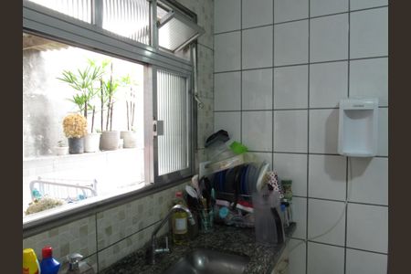 Casa à venda com 217m², 2 quartos e 4 vagasCozinha