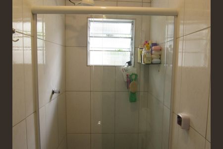 Casa à venda com 217m², 2 quartos e 4 vagasBanheiro Social