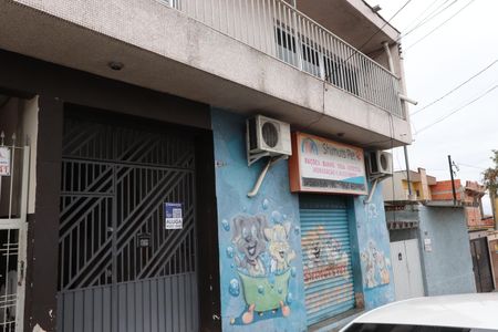 Casa para alugar com 206m², 2 quartos e 2 vagasFachada