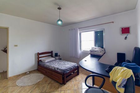 Casa para alugar com 206m², 2 quartos e 2 vagas Casa para alugar com 206m², 2 quartos e 2 vagasQuarto 2