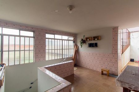 Casa para alugar com 206m², 2 quartos e 2 vagas Casa para alugar com 206m², 2 quartos e 2 vagasÁrea de Serviço