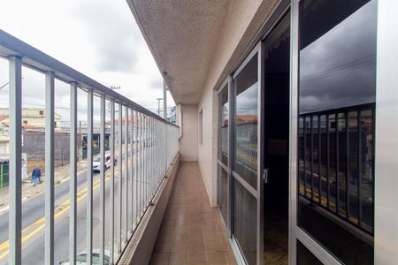 Casa para alugar com 206m², 2 quartos e 2 vagas Casa para alugar com 206m², 2 quartos e 2 vagasVaranda da Sala