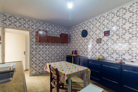 Casa para alugar com 206m², 2 quartos e 2 vagas Casa para alugar com 206m², 2 quartos e 2 vagasCozinha