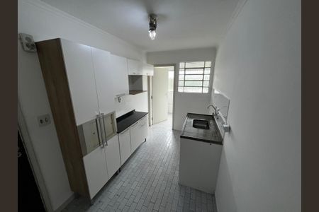 Apartamento à venda com 58m², 2 quartos e 1 vagaCozinha