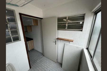 Apartamento à venda com 58m², 2 quartos e 1 vagaÁrea de Serviço