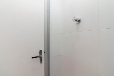 Apartamento à venda com 58m², 2 quartos e 1 vaga Apartamento à venda com 58m², 2 quartos e 1 vagaBanheiro de Serviço