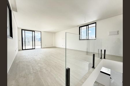 Apartamento à venda com 192m², 4 quartos e 2 vagasCobertura