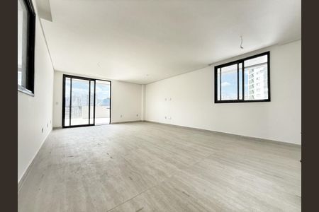 Apartamento à venda com 192m², 4 quartos e 2 vagasCobertura
