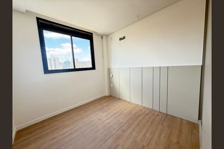 Apartamento à venda com 192m², 4 quartos e 2 vagasQuarto 2