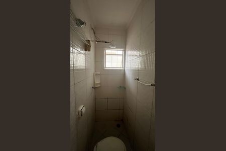 Banheiro Social de kitnet/studio para alugar com 1 quarto, 15m² em Cidade Universitária, Campinas