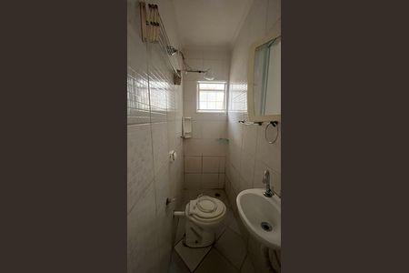 Banheiro Social de kitnet/studio para alugar com 1 quarto, 15m² em Cidade Universitária, Campinas