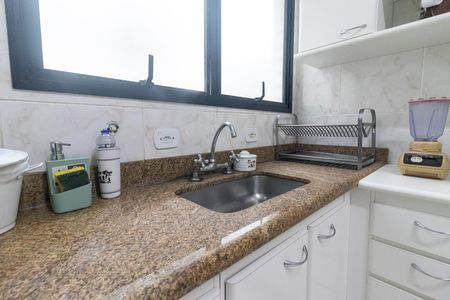 Apartamento para alugar com 136m², 3 quartos e 2 vagasCozinha