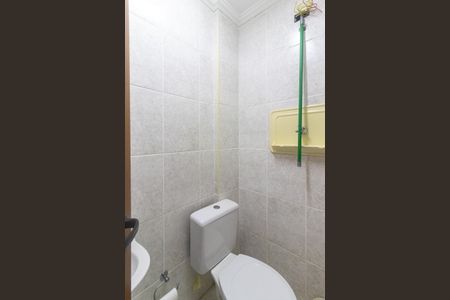 Apartamento para alugar com 136m², 3 quartos e 2 vagasBanheiro de Serviço