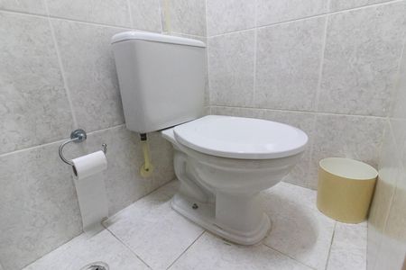 Apartamento para alugar com 136m², 3 quartos e 2 vagasBanheiro de Serviço