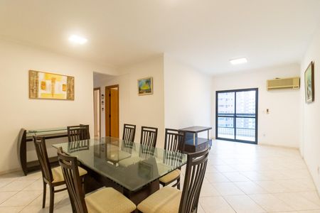 Apartamento para alugar com 136m², 3 quartos e 2 vagasSala