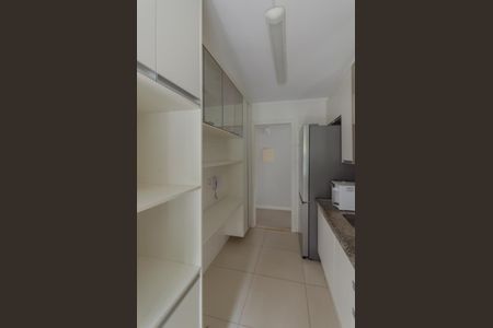 Apartamento à venda com 86m², 3 quartos e 2 vagasCozinha
