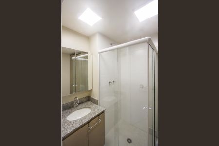 Banheiro de kitnet/studio à venda com 1 quarto, 30m² em Santo Amaro, São Paulo