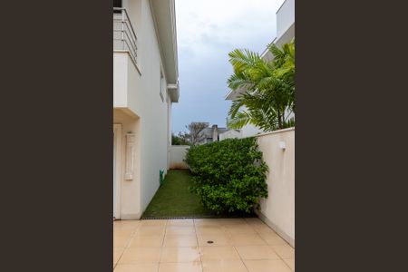 Casa de condomínio à venda com 482m², 5 quartos e 4 vagasÁrea Externa