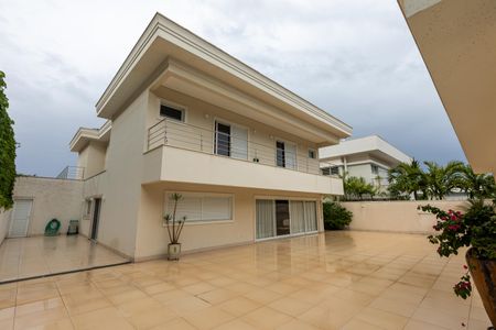 Casa de condomínio à venda com 482m², 5 quartos e 4 vagasÁrea Externa