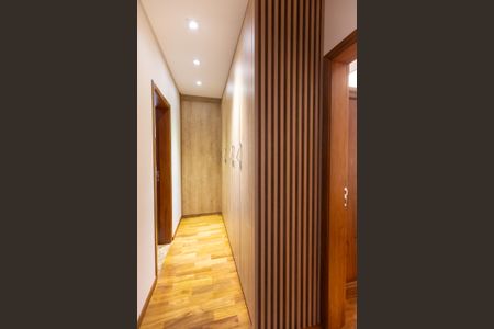 Casa de condomínio à venda com 482m², 5 quartos e 4 vagasSuíte 2