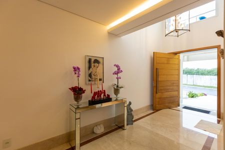 Casa de condomínio à venda com 482m², 5 quartos e 4 vagasSala