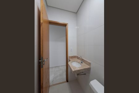 Banheiro de apartamento para alugar com 1 quarto, 31m² em Vila Guilherme, São Paulo
