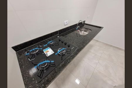 Cozinha de apartamento para alugar com 1 quarto, 31m² em Vila Guilherme, São Paulo
